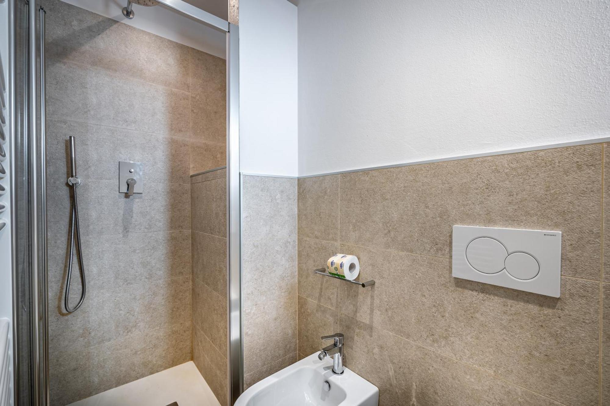 Roommo Via Dei Pilastri Giada Флоренция Екстериор снимка